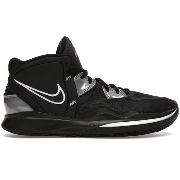 Boy's Nike Kyrie Infinity Black Metallic Silver Sneakers Size 7Y New Without Box